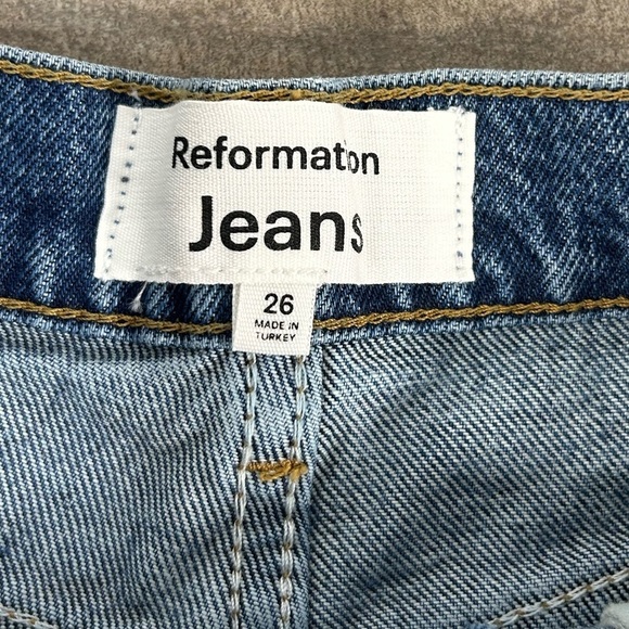 NEW Reformation High Rise Jean Shorts Floral Fauna Embroidery - Picture 11 of 11